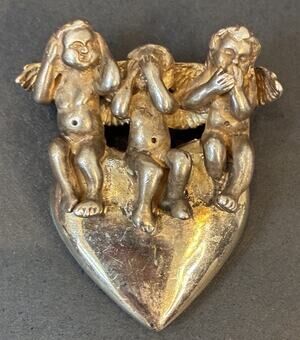 Vintage Signed KABANA Sterling Silver 3 Wise Cherub Angels Heart Brooch Pendant